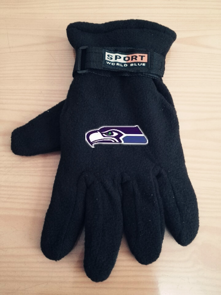 Seahawks Winter Velvet Warm Sports Gloves3