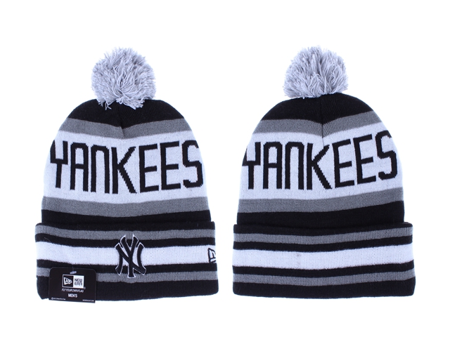 Yankees Team Logo Black White Pom Knit Hat LX