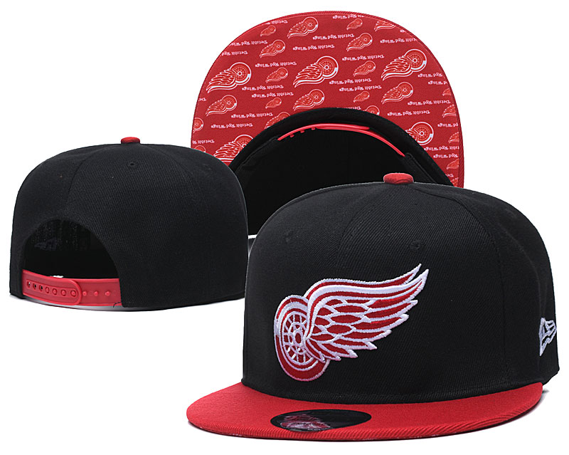 Red Wings Team Logo Black Adjustable Hat LH