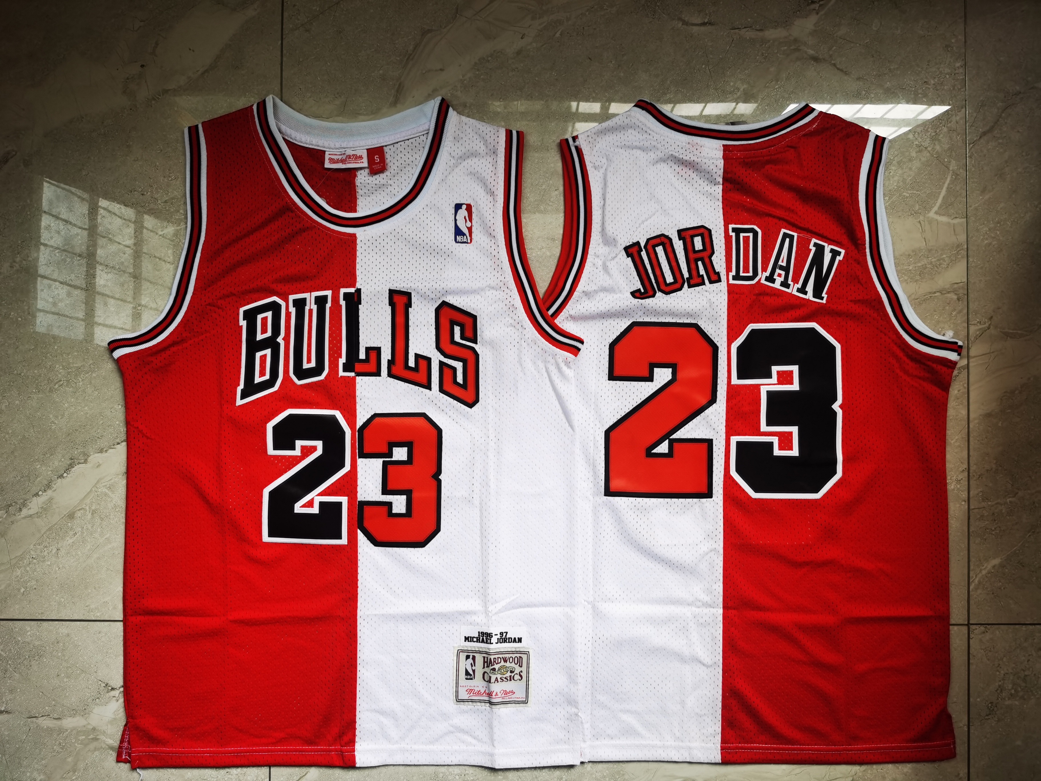 Bulls 23 Michael Jordan Split White Red 1996-97 Hardwood Classics Mesh Jersey
