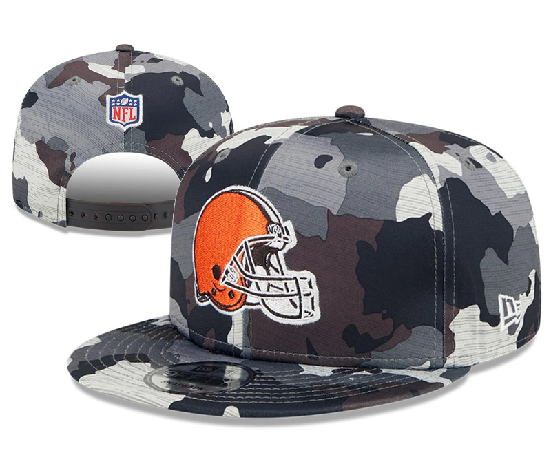 Browns Team Logo Camo Adjustable Hat YD