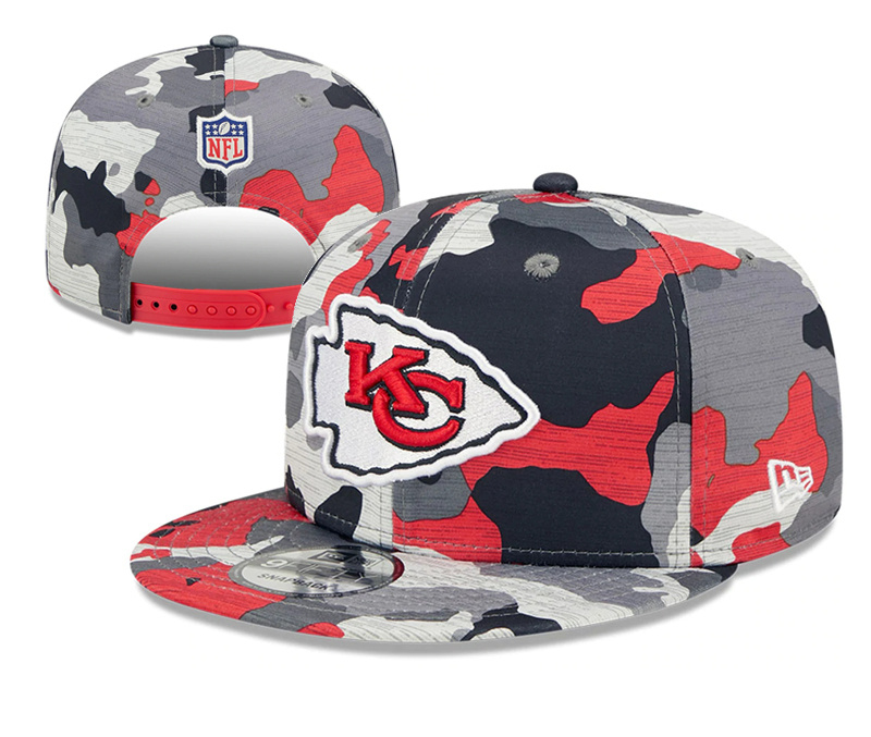 Chiefs Team Logo Camo Adjustable Hat YD